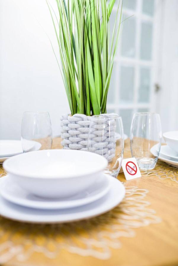 לייסטר Beautiful 2 Bedroom House - Free Parking - Lt House מראה חיצוני תמונה